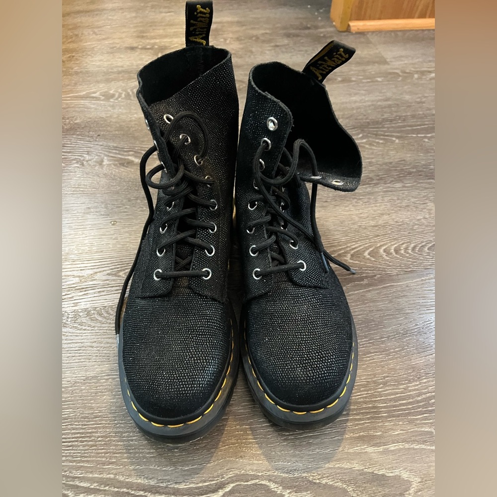 Like New Doc Martens Women’s Size 9 1460 Pascal Glitter Boot